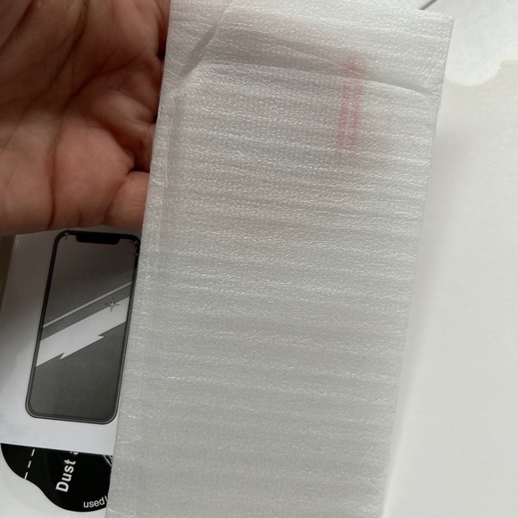 3 different types of screen protectors - Picture 14 of 16